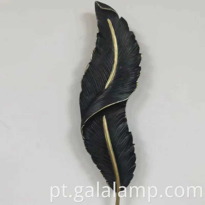 Armazenada moderna de parede LED com lâmpada elegante de design de penas